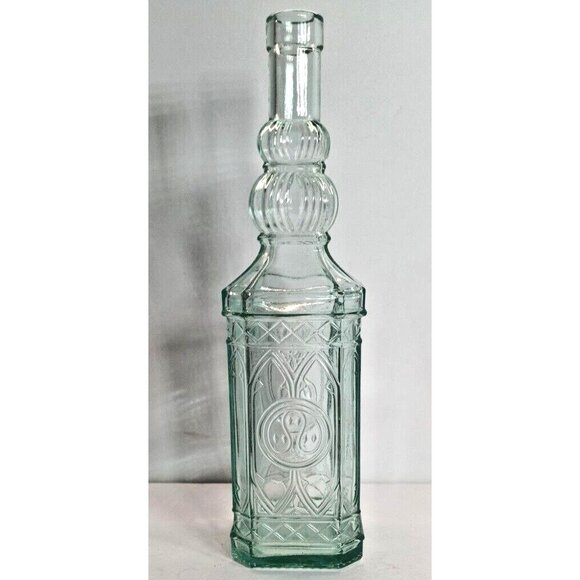 Vintage Old Green Glass Coloured Bottle Gothic Arches Decanter Apothecary - Picture 1 of 7